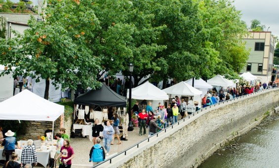 market by river