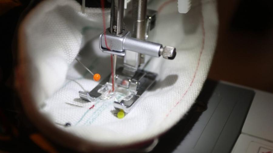 sewing maching pressure foot